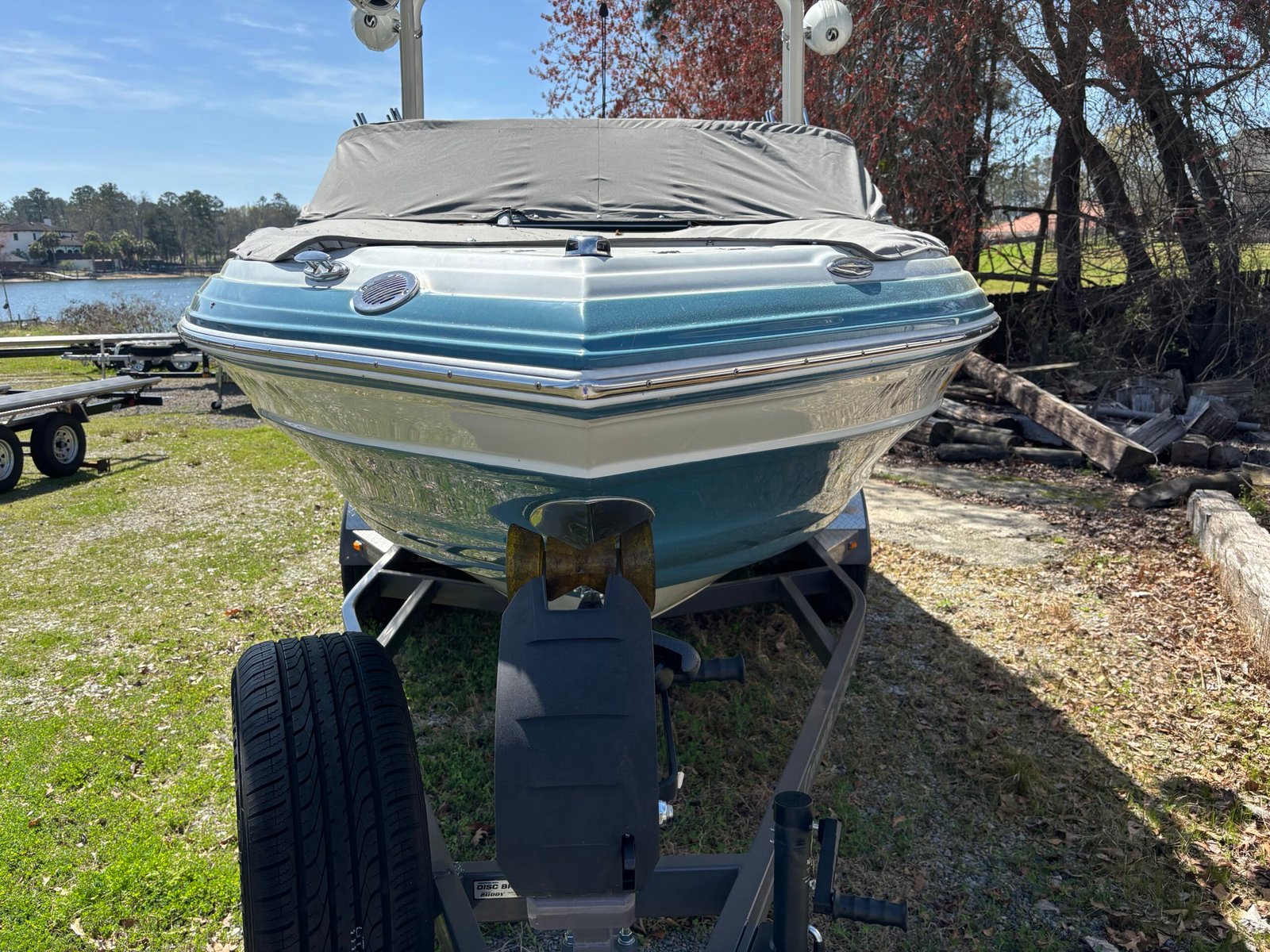
								2023 Crownline 220 SURF full									
