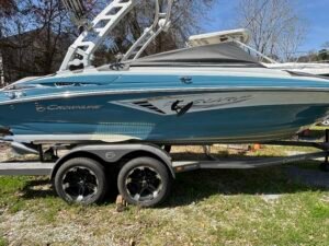 2023 Crownline 220 SURF