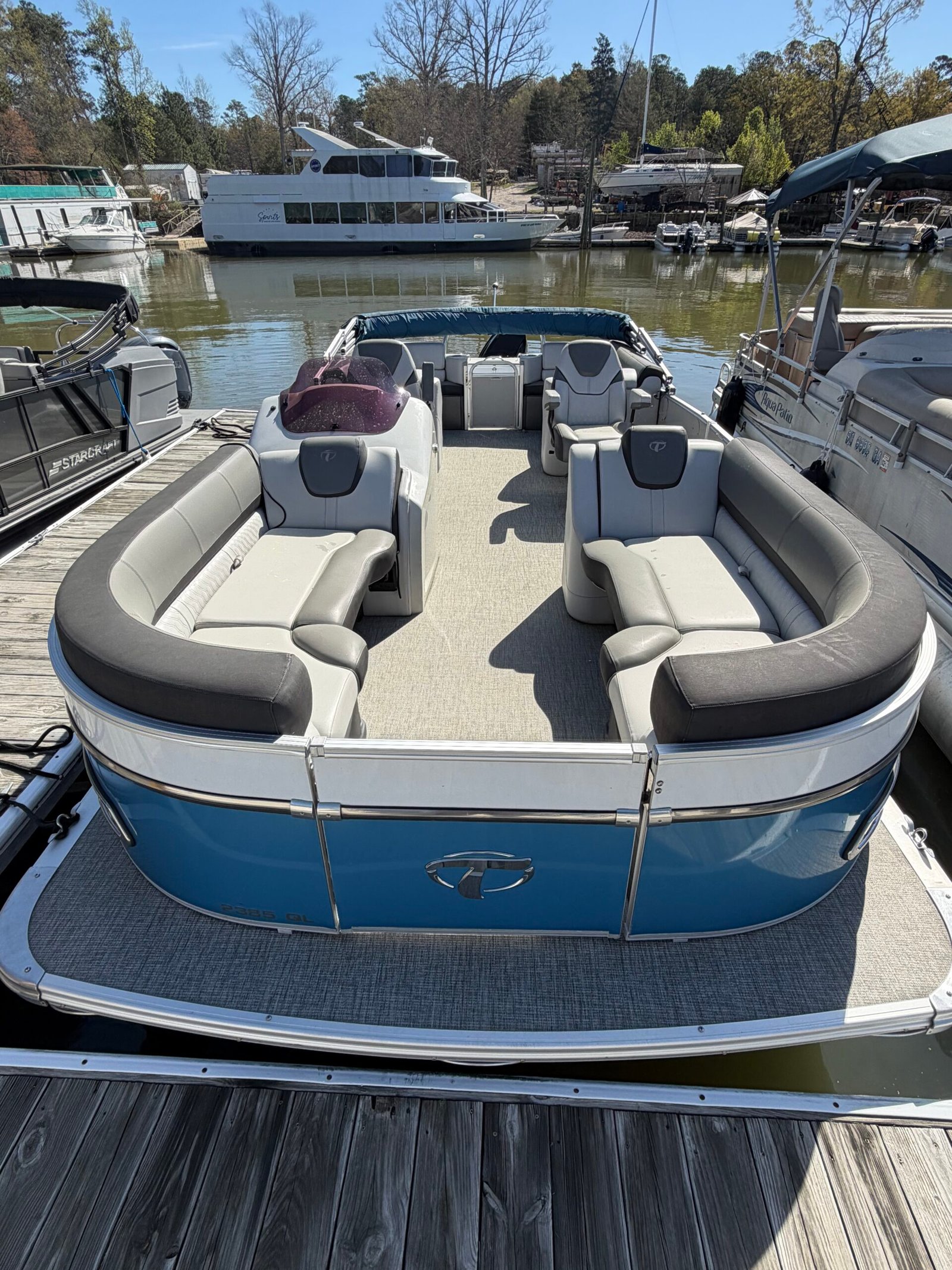 
								2023 Tahoe Cascade QL full									